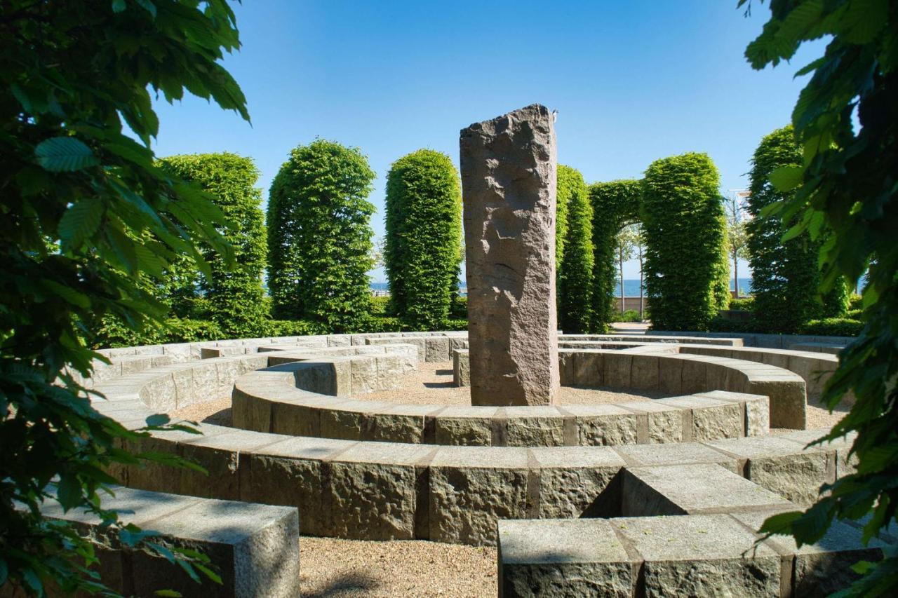 Terrasse, Gratis Nutzung Vom Ahoi Erlebnisbad Und Sauna In Sellin - Villa Karola Fewo 02 Goehren  Exterior photo